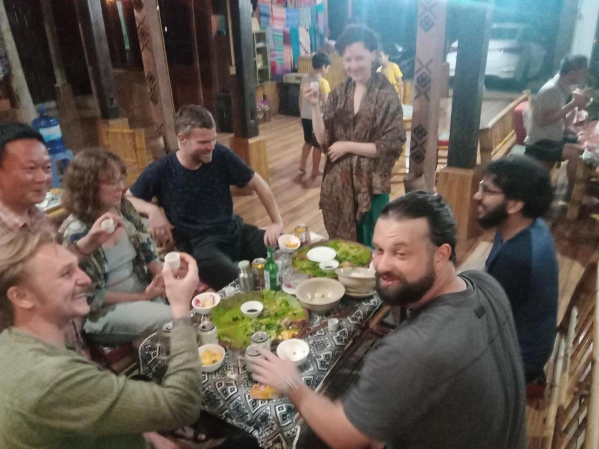 Truong Huy Homestay ماي تشاو المظهر الخارجي الصورة