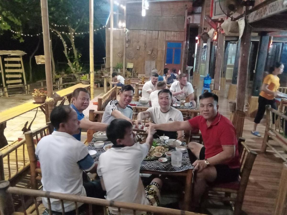 Truong Huy Homestay ماي تشاو المظهر الخارجي الصورة